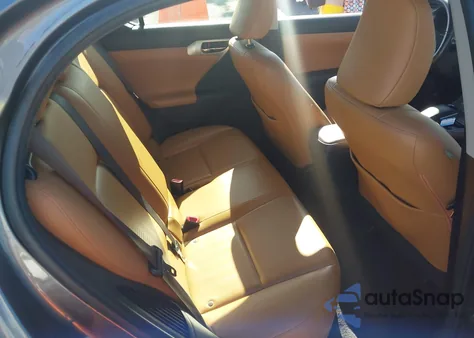 2012 Lexus Ct 200H Premium из США, поврежденный, VIN JTHKD5BH8C2116423